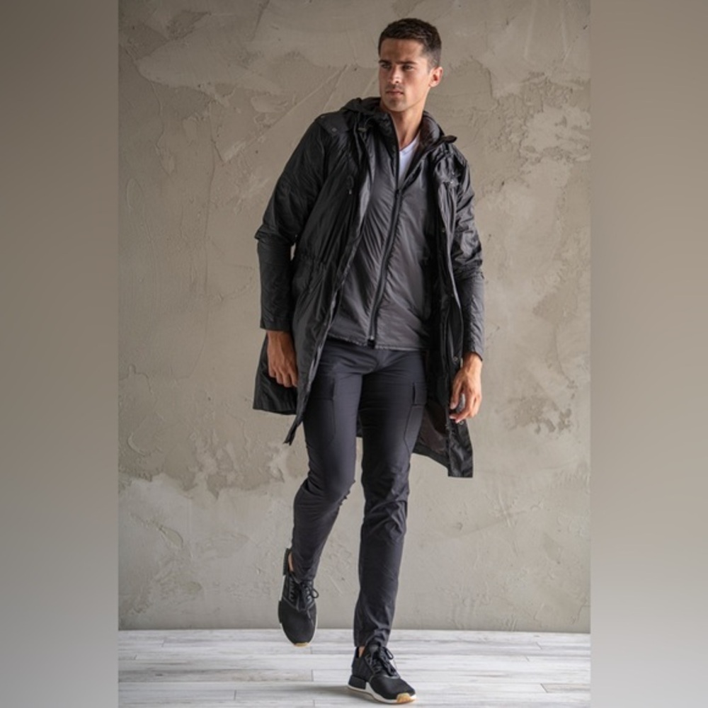 Anatomie Maverick Men's Water Resistant Windbreaker Black